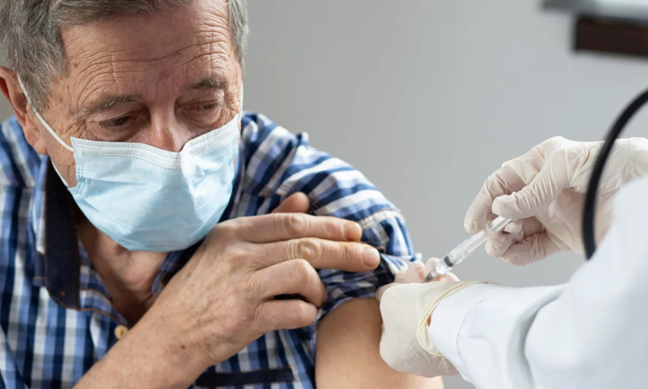 What Vaccines Do Seniors Need In Jefferson County CO-Home care Assistance of Jefferson